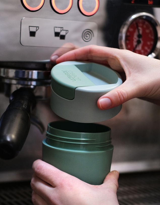 Joseph Joseph - Sipp™ Travel Mug with Flip-top Cap - 340 mL (12 fl. oz) (Green)