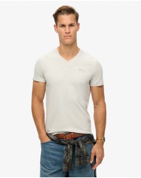 Superdry - Essential Logo Embroidered Vee Slim Fit Tee
