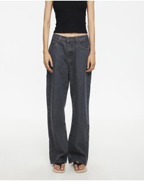 Lioness - Divine Jeans - ICONIC EXCLUSIVE