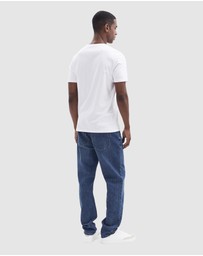 UNISON - Classic V Neck T Shirt
