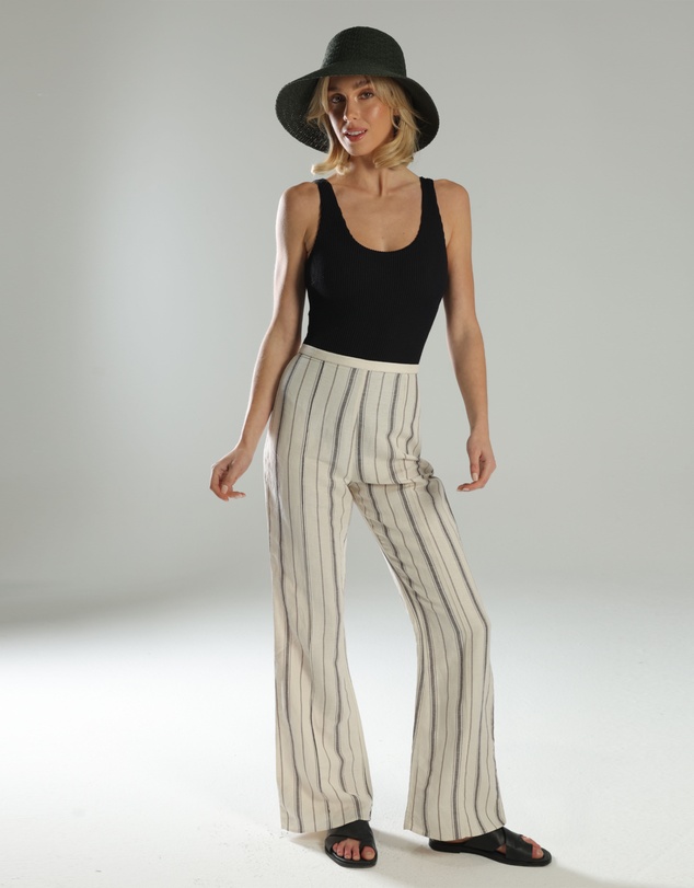 Morgan & Taylor - Koa Bucket Hat in Black