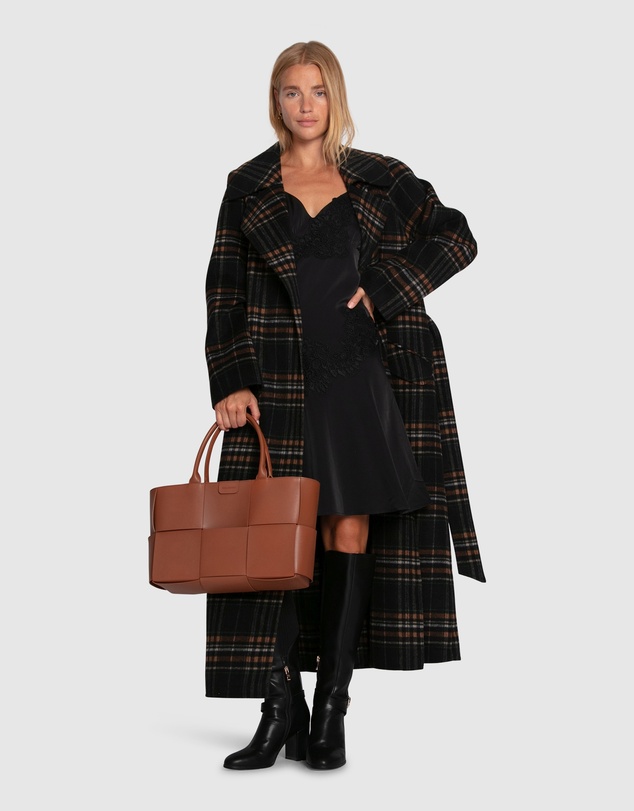 Belle & Bloom - Heart To Heart Large Collar Maxi Coat