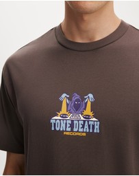 Cotton On - Everyday Fit Graphic T-Shirt