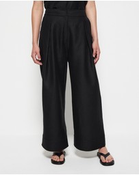 Commonry - Amy Pant