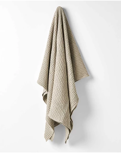 Aura Home - Waffle Throw