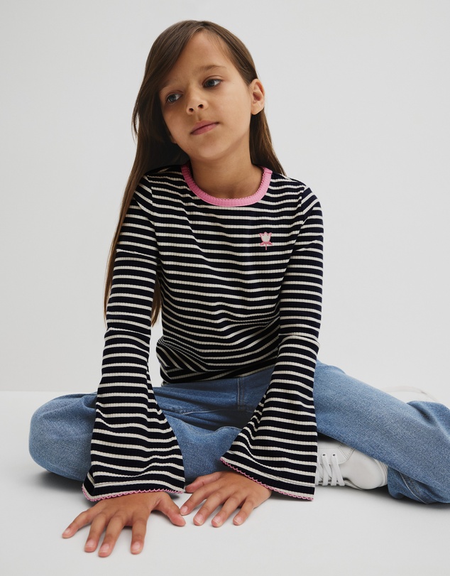 Country Road - Rib Flare Sleeve Top