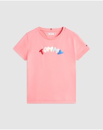 Tommy Hilfiger - Girls Textured Logo Jersey Crew Neck T-Shirt - Kids