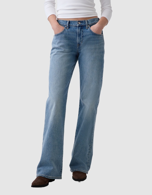GAP - Mid-Rise Relaxed Flare Jeans