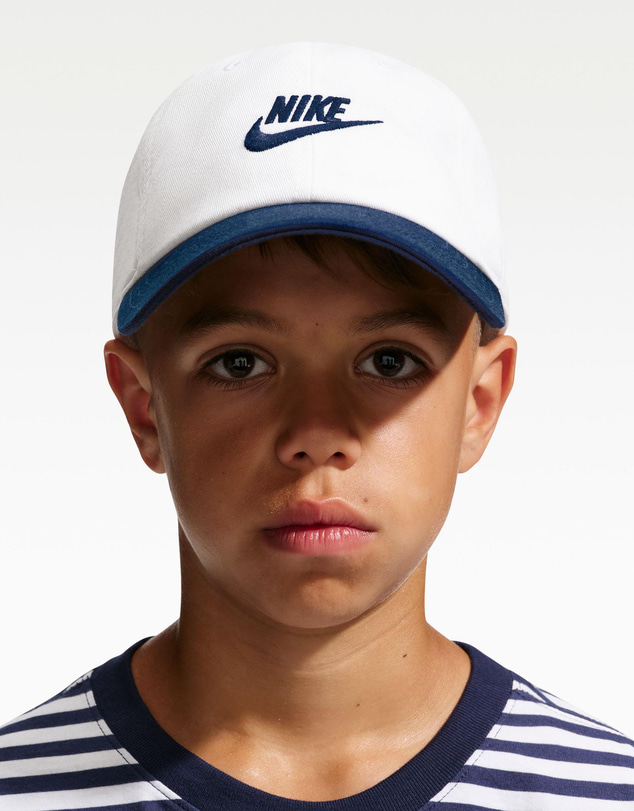 Nike - Unstructured Futura Wash Cap - Teens