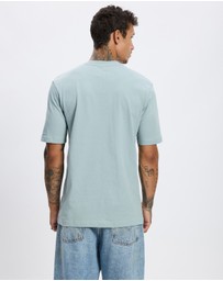 adidas Sportswear - Essentials Small Logo Single Jersey Tee