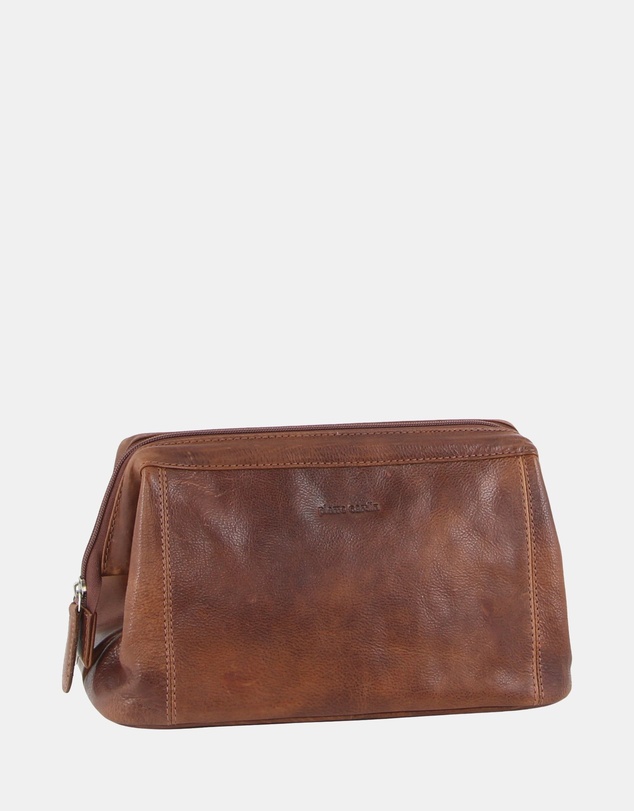 Pierre Cardin - Pierre Cardin Rustic Leather Toiletry