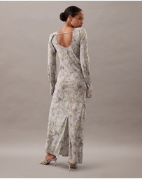 Calvin Klein - Printed Scoop Neck Maxi Dress