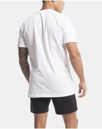 Vacancy Co - 6-Pack Vacant Tee