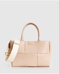 Belle & Bloom - Long Way Home Woven Tote
