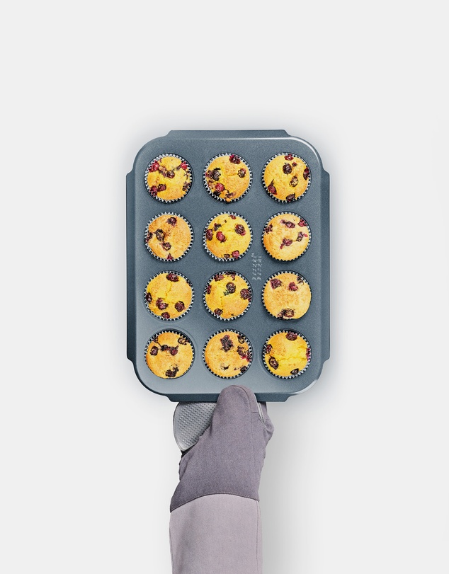 Joseph Joseph - Nest™ Bake 12-cup Non-Stick Muffin Tray with Easy-Pull Handles