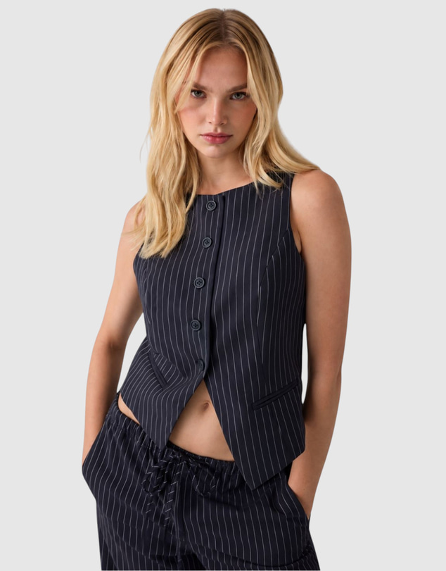 GUESS Jeans - GUESS JEANS Fitted Pinstripe Vest