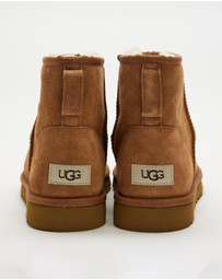 UGG - Classic Mini Boots - Men's