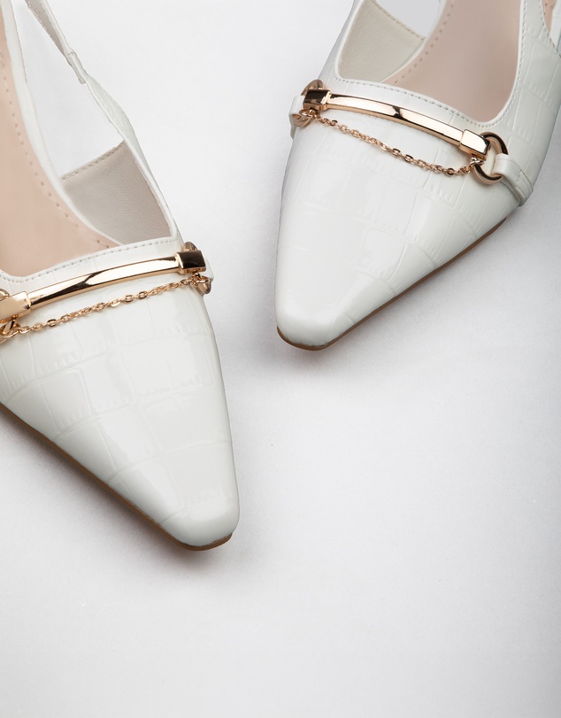 RAID - Alique Shoes with slingback strap in White