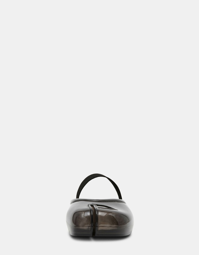 Steve Madden - Cova Black Flats