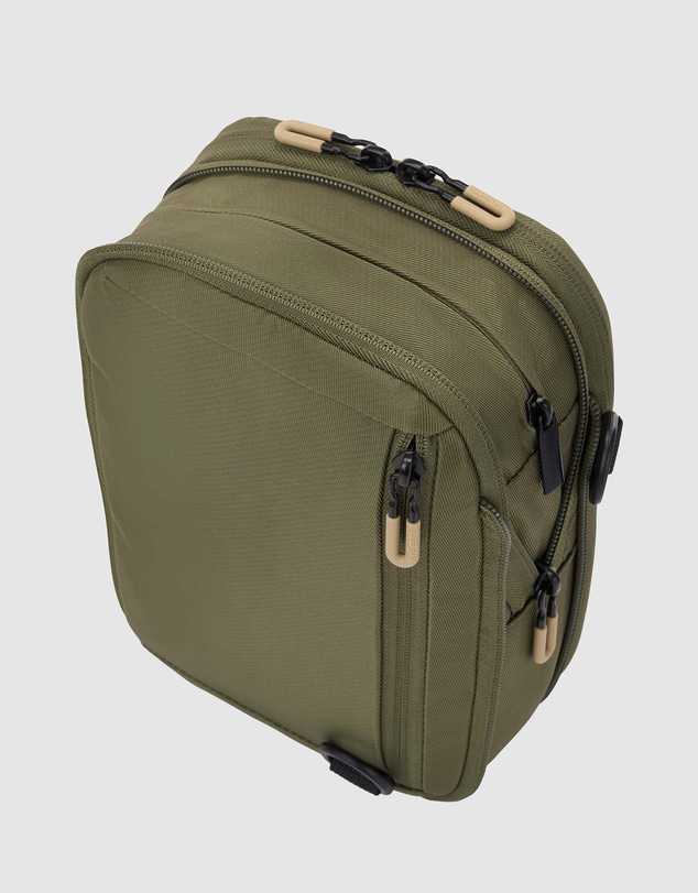 American Tourister - Orbit Vega 3A Lightweight Expandable Crossbody Bag