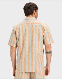 Quiksilver - Mens Sunset Song Short Sleeve Shirt