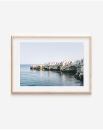 LEGGERA - Whitewashed Puglia Coastline Print