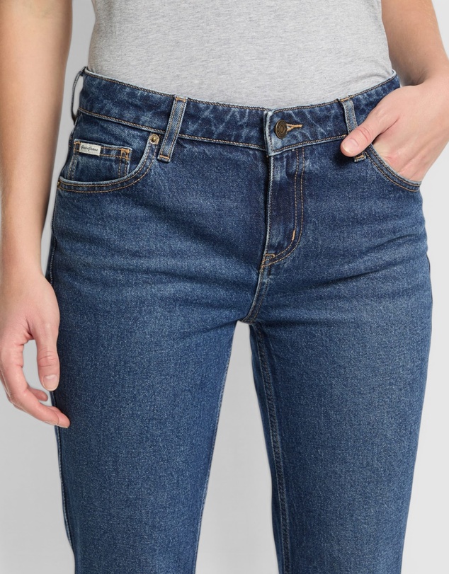GUESS - GUESS JEANS G09 Mid-Rise Bootcut Jeans
