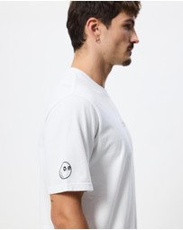 Malbon - Icons Bermuda Script Tee - ICONIC EXCLUSIVE