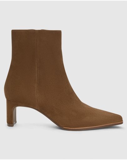 TAN SUEDE