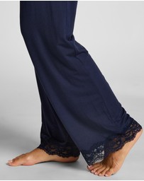 Hunkemoller - Long Sleeve Jersey Modal Lace PJ Set