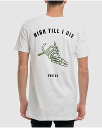 DVNT - High Tee