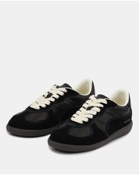 Nokwol - August Sneakers