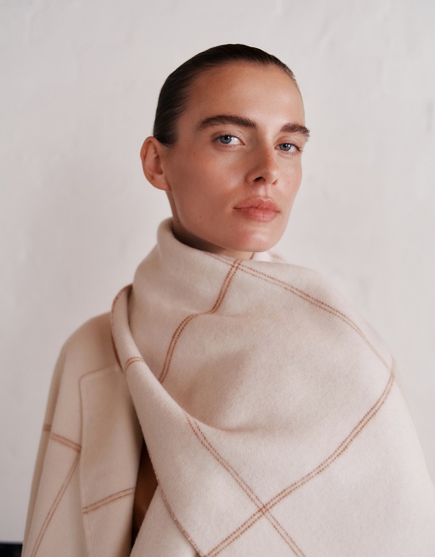 Trenery - Wool Check Reversible Scarf in Marshmallow
