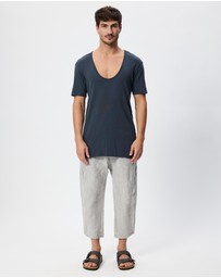 Surrounded By Ghosts - Grossite Slim Low Neck Rib Knit T-Shirt