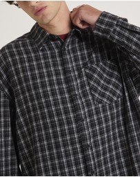 Black Noise White Rain - Johan Flannel Long Sleeve Shirt