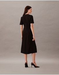 Calvin Klein - Crepe Midi Dress
