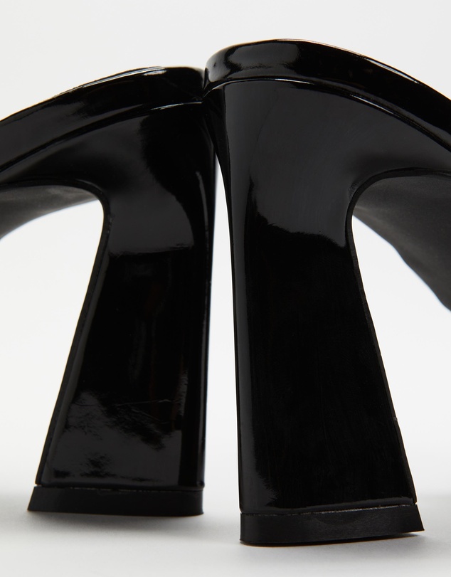 Therapy - Ida Heels