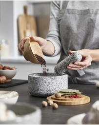 Joseph Joseph - Dash™ Pestle & Mortar with Bamboo Lid
