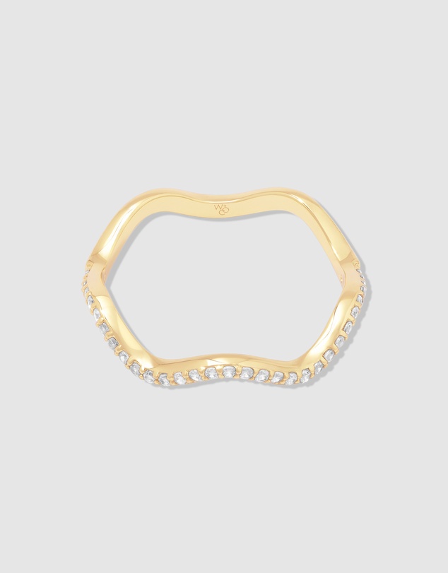 Wanderlust + Co - Scallop Petite Pave Gold Ring