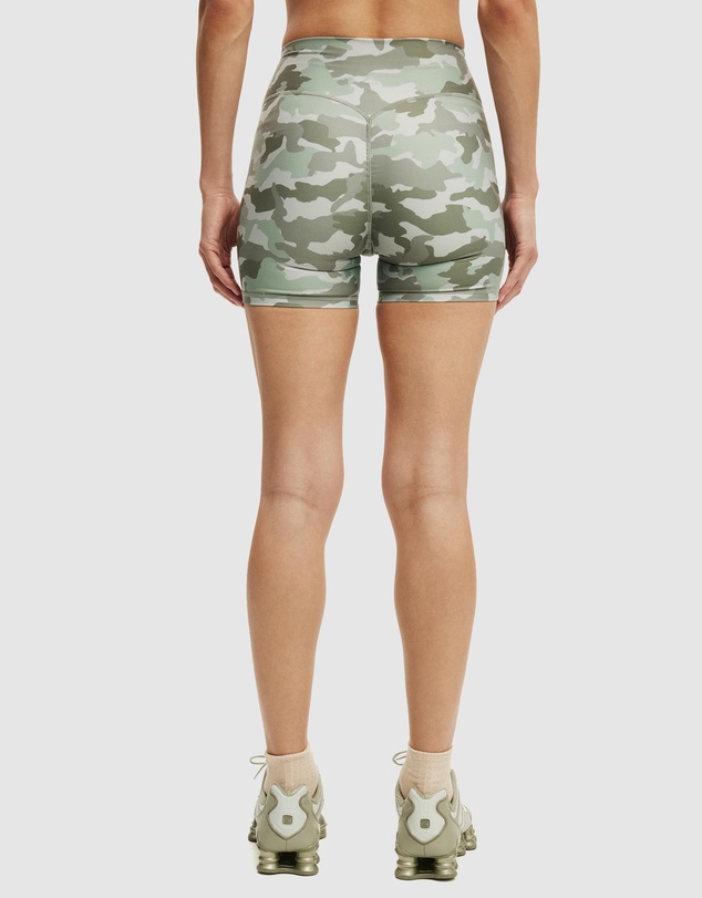 Cotton On Body Active - Ultra Soft Invisible Scrunch Shortie Shorts