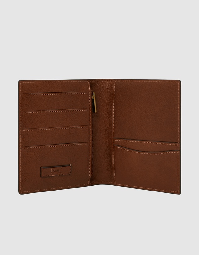 Fossil - Gift Brown Passport Case