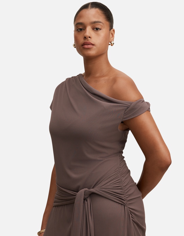 Forever New Curve - Piper Curve Draped Tie Mesh Midi Dress