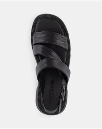 Miss Sofie - Nala Wedges