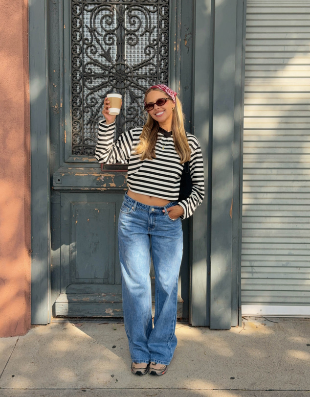 Beginning Boutique - Carrie Blue Mid Wash Low Rise Jeans