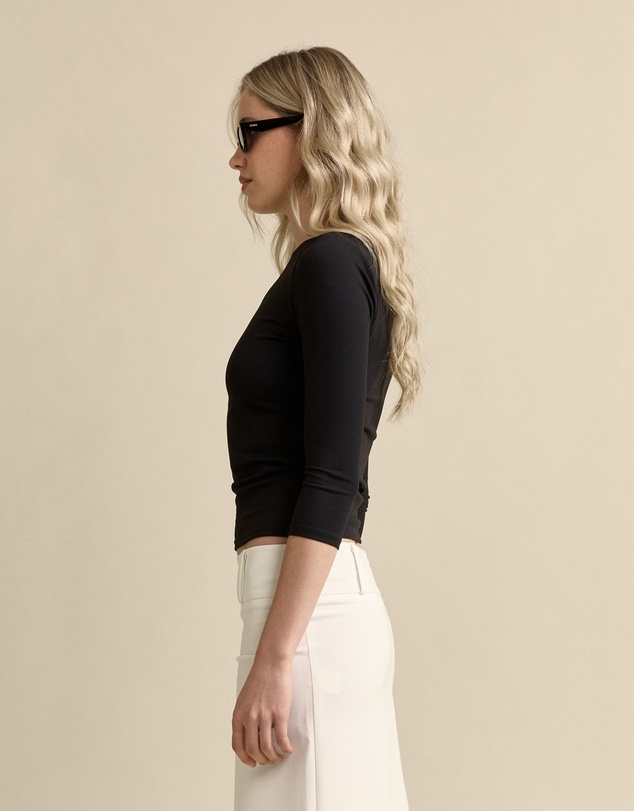 MVN - Three Quarter Sleeve Top