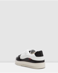 Rollie - Wave Classic Shoe