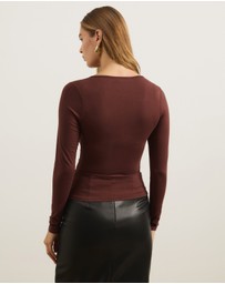 Atmos&Here - Sienna V-Neck Beaded Ruched Long Sleeve Top