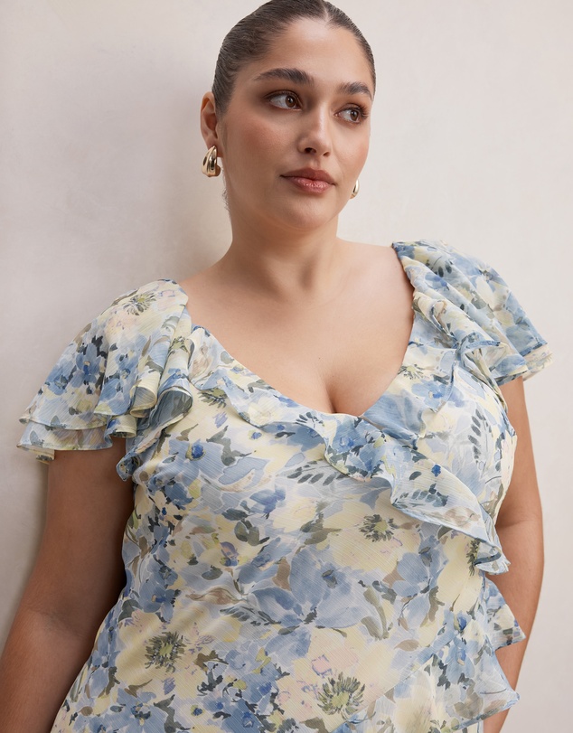 Forever New Curve - Elly Curve Ruffle Maxi Dress