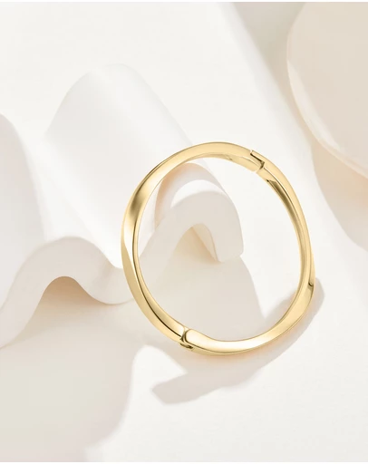 Mestige - Sienna Asymmetrical Bangle - 18K Gold Plated