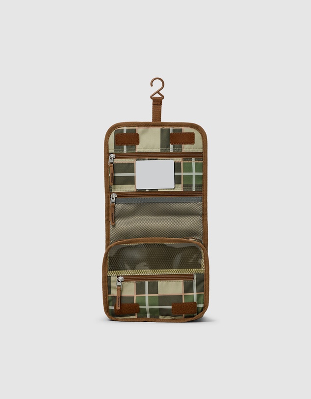 Crywolf - HANGING TOILETRY BAG Field Plaid